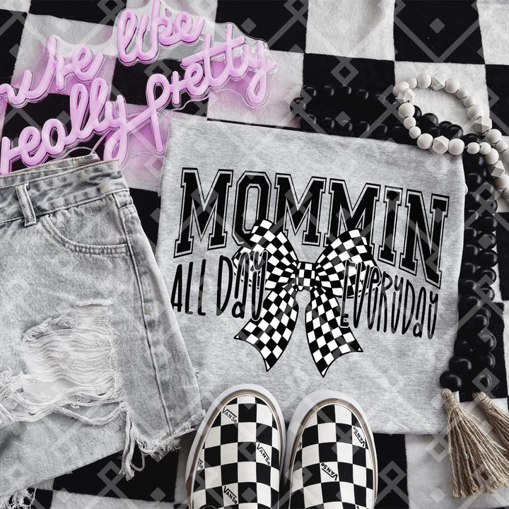 MOMMIN BLACK