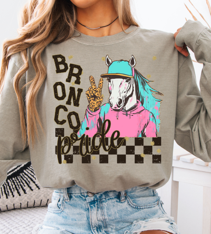 Grunge Mascots Bronco DTF transfer design – image 1