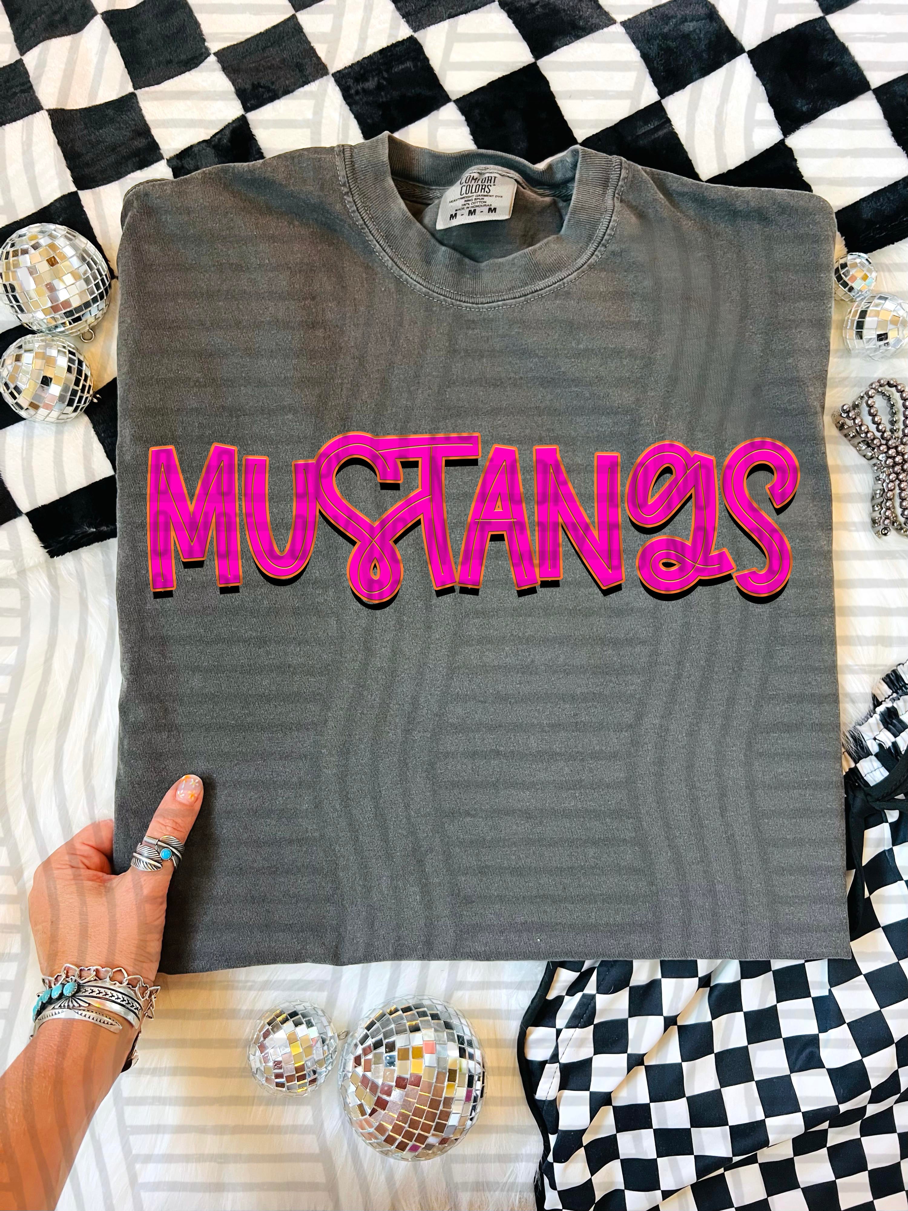 Pink Punch Mustangs design