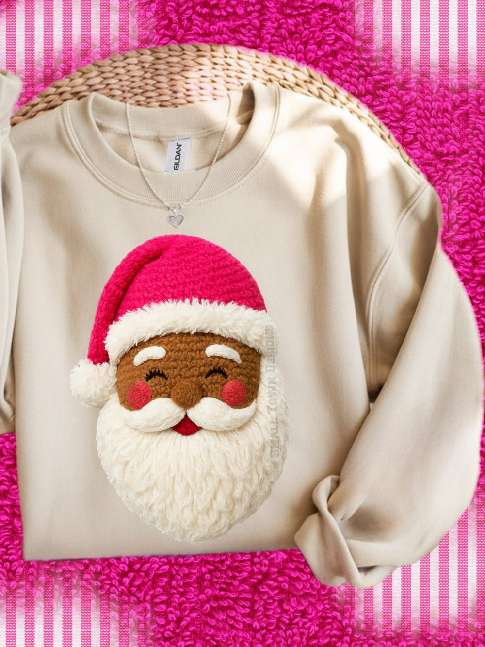 Santa Faux Yarn Pink Hat Dark DTF transfer design – image 1