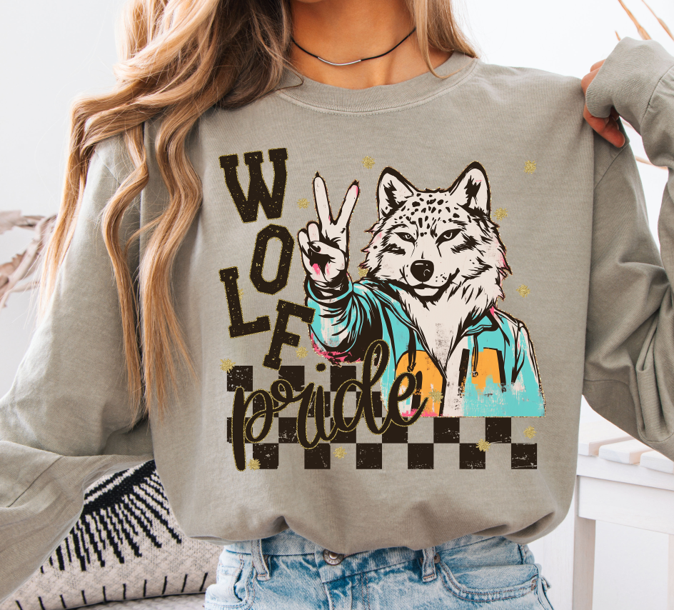 Grunge Mascots Wolf DTF transfer design – image 1